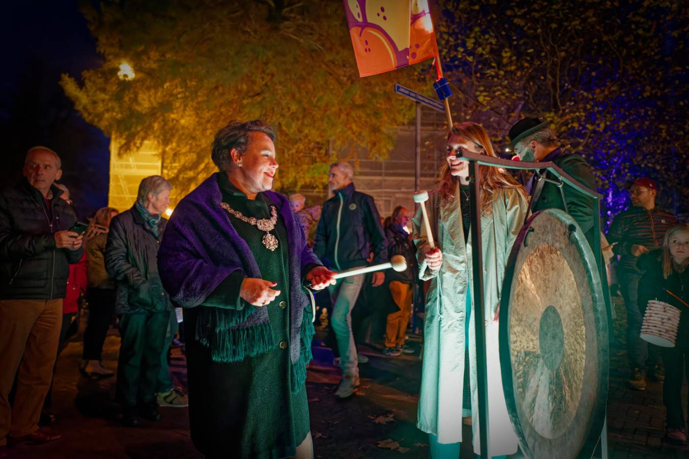 Lampionnen maken voor Sint Maarten